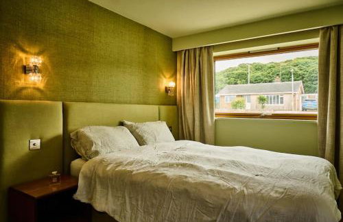 Cromer Luxury Palm Springs Bungalow with Pool Room - Photo 17