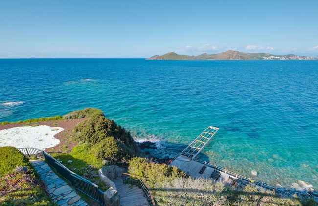 Luxury Waterfront House 9 min to Yalikavak Marina - Foto 11