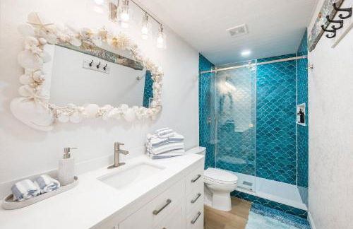 Salt & Sand on Catamaran - Photo 15