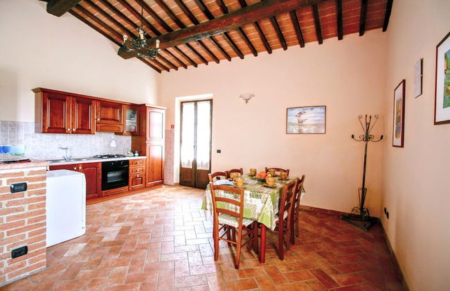 Lovely Farmhouse in Asciano With Swimming Pool - Foto 32