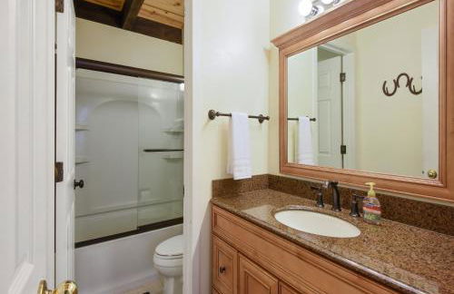 Enjoy Forest Views Retreat at Kingswood Village - Photo 18