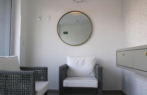 Apto de duas suítes com vista mar - 100 metros da praia em Canasvieiras - Foto 41