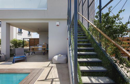 Iron Villas - Nefeli & Oniros - Photo 40