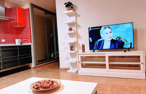 Melo Home 1 Near Airport, Elevator - Foto 12