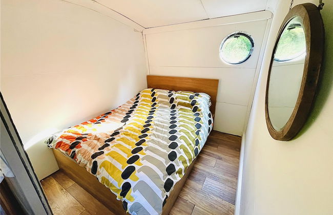 Boutique Boat Stays Contemporary Barge - Foto 2