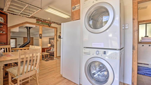 Fireplace, Deck & Mtn Views: Grand Lake Home - Foto 2, Interni