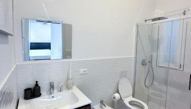 Renovated villa 400 meters from the sea with garden - Foto 3, Shower