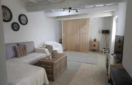 Elaida Home - Photo 10