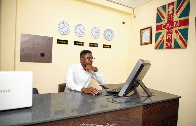 Executive 2-bed Apartment, Santa Maria - Accra - Foto 2