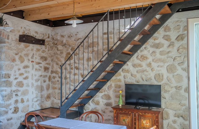 Casale nel Verde con Piscina e Vista - Foto 15