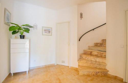99 ADM Casa Mendes Fabulous Townhouse With Share - Foto 54