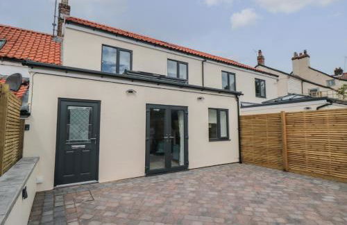 1 Staveley Cottages - Photo 1