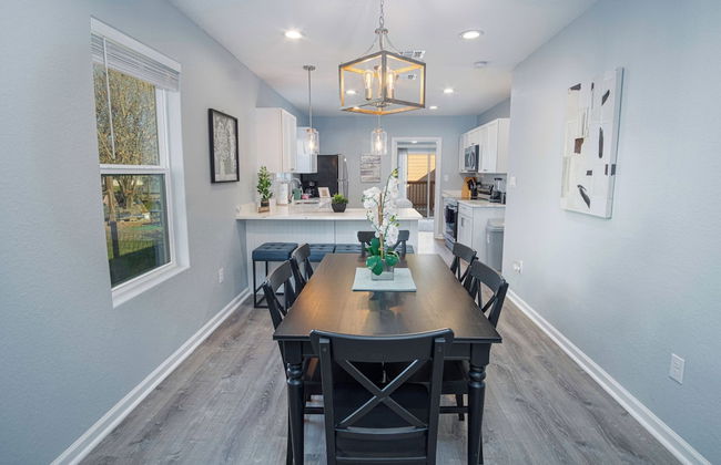 Adorable 4BR 2BA Close to Riverwalk and Downtown - Foto 15