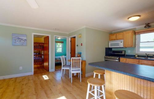 Charming 2 Bedroom Green Hill Beach Cottage - Foto 3