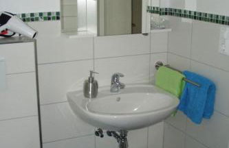 Holiday Home Kleines Ferienhaus im Grünen bei Lüneburg by Interhome - Foto 6