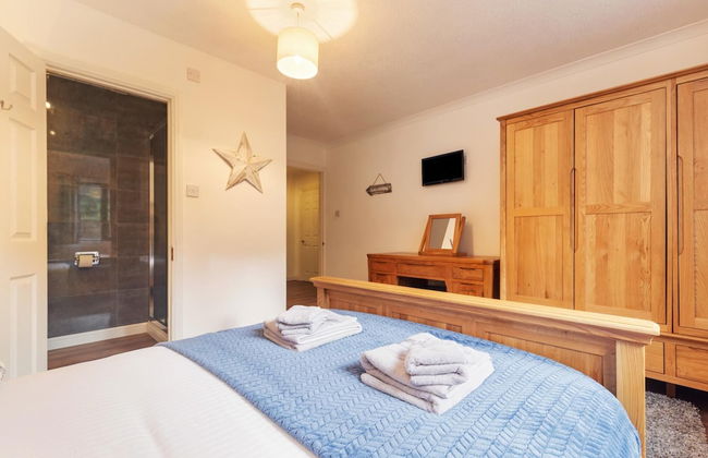 Hazelglade Cottage - Hot Tub, Games Room, Pet Friendly - Photo 57