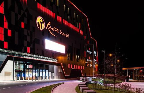 Modern 2BR Home, Central Location & Hi Speed Wi-Fi - Foto 22