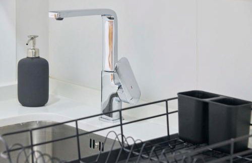 Spacious & Light-Filled 4BR Apartment By TimeColer - Foto 51