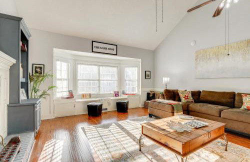 ~ 30 Mi to Atlanta - ‘The Wellness Manor’ w/ Deck! - Foto 16
