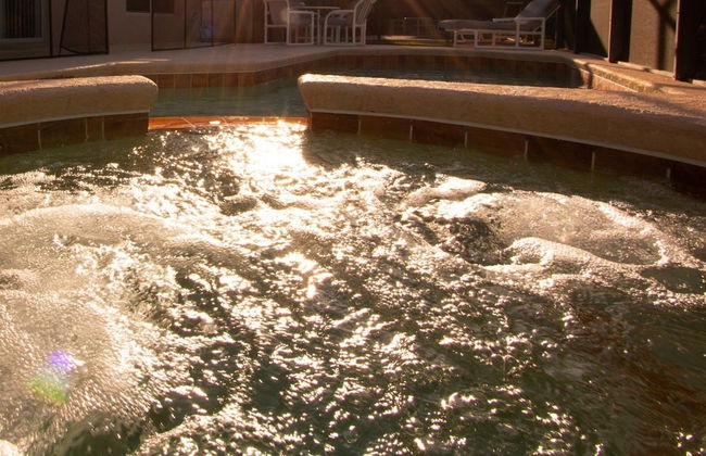 4 Bed and 3 Bath in Perfect Location With Pool by Florida Dream Home - Foto 27