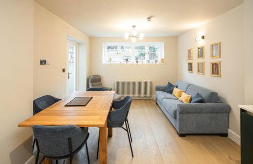 2BR Garden Flat Near Richmond & Stadium - Foto 5