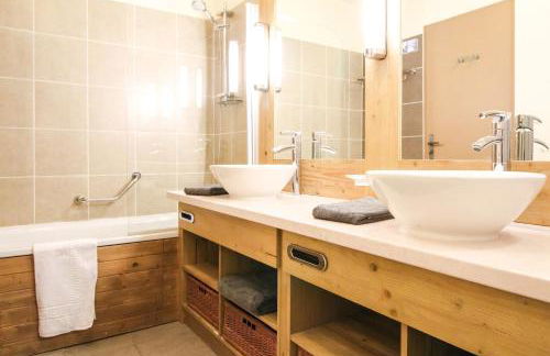 Stunning 3-bedroom apartment with mountain views - Foto 24