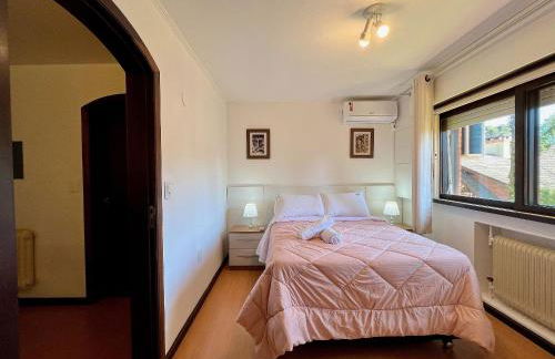 Casa Allegro 3dorm prox Lago Negro by AcheiGramado - Photo 29