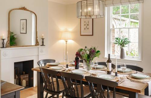 Garden House at Woodhall Estate - Photo 3