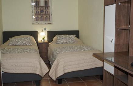 EfisHouse - Photo 44