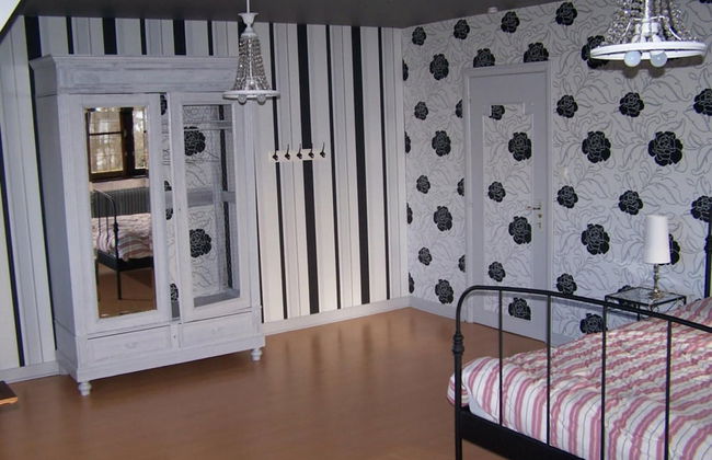 Country House in Poperinge Near WWI Sites - Photo 3