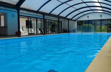 Cabane aux étoiles -piscine-golf à 50m - Foto 12