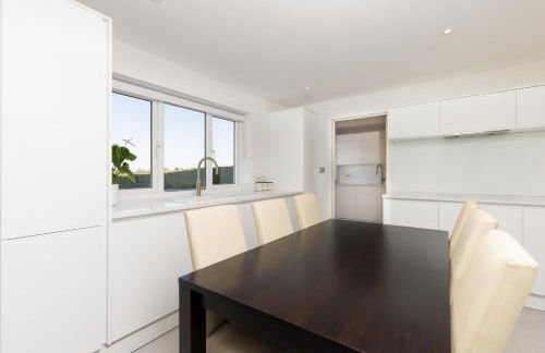 Spacious 4BD Smart Home in Idyllic Rural Setting - Foto 4