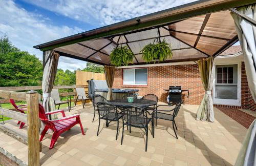 Pet Friendly Home with Hot Tub, Patio and Game Room! - Foto 28