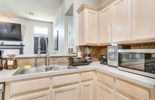 14 Mi to Dtwn OKC Edmond Gem with Fenced Yard! - Foto 8