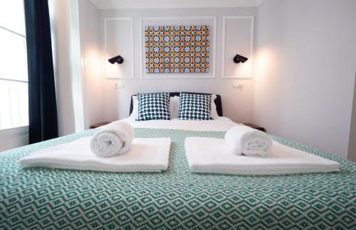 Augusta 229-5E-City Center Apt- Balcony & Elevator - Photo 11