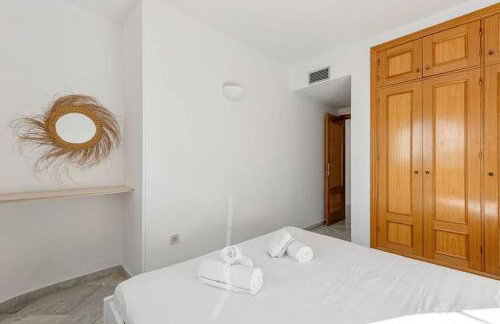 Alvarito Playa Marbella front beach apartment - Photo 12