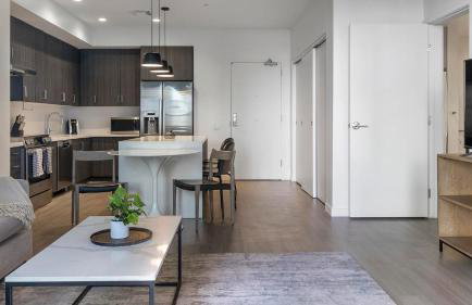 Landing Beautiful 2BD Gym Courtyard - Foto 5