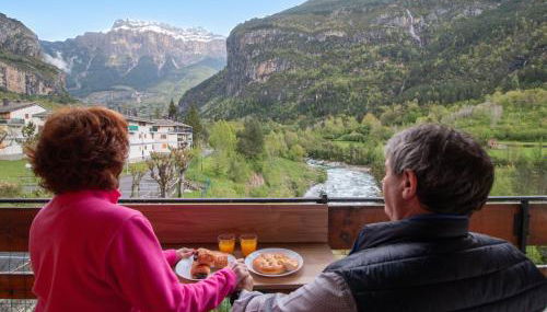 Suite Vistas Únicas a Ordesa y MontePerdido - Piscinas - Barbacoa - Foto 4