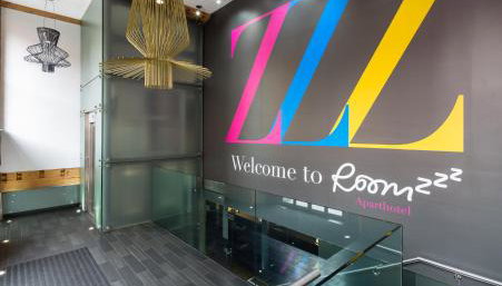 Roomzzz Manchester City - Foto 3, Lobby or reception