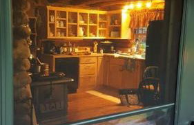 Deer Valley Retreat, Lovely Log Cabin with Fireplace & Garden Views- Perfect for a Relaxing Getaway! - Foto 45