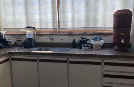 Casa com Piscina no Centro - 13 pessoas - Churrasqueira - Elegante - Foto 16