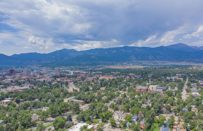 Downtown 1900 Classic 3 Bedroom Value - Photo 42