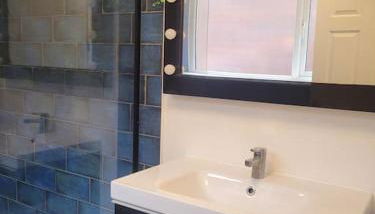 No 1 The Terrace - Photo 2