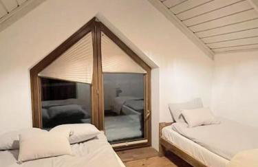 Leśny dom z basenem w okolicy Zegrza - Foto 51