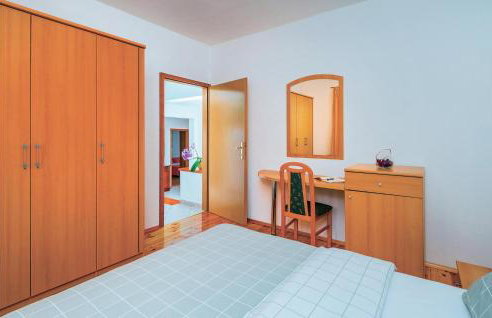 3 Bedroom Cozy Apartment In Nedescina - Foto 21