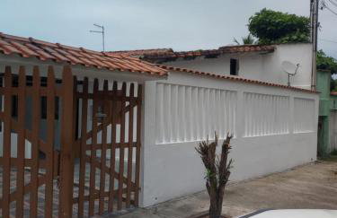 Itanhaém pé na areia com piscina - Foto 3