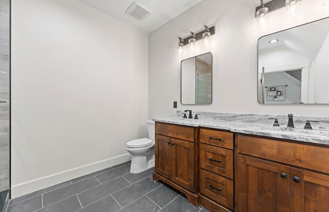 Gray Fox Lodge by Avantstay Waterslide Pool Theater Sleeps 23 - Foto 42