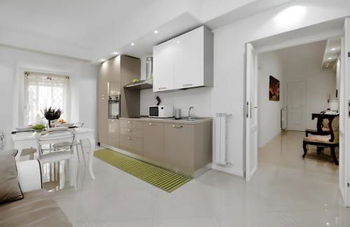 Ludovisi Barberini Grand Apartment - Photo 8