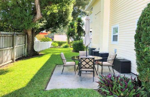 Downtown Dunedin! 2 bedroom 2 bath NO KIDS, NO PETS - Photo 29