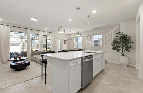 5 Bedrooms 4 Bathrooms Windsor Cay 16202 Cc - Foto 5